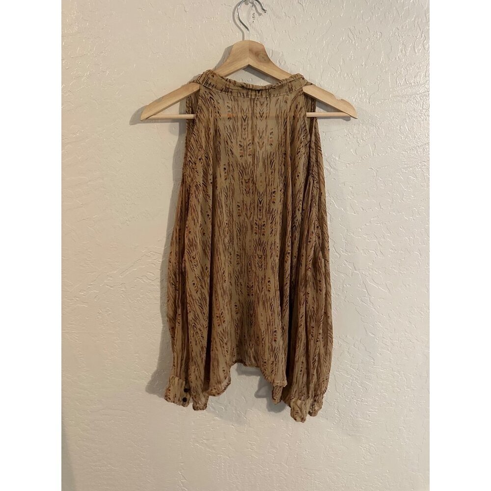 Y Gypsy 05 100% Silk Hippie 70’s Style Tan Cold Shoulder Button Up Blouse - Picture 10 of 11